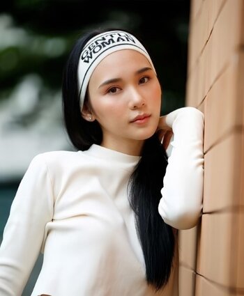 ญดา นริลญา Showtime Clinic-ก่อน3 (Small).jpg