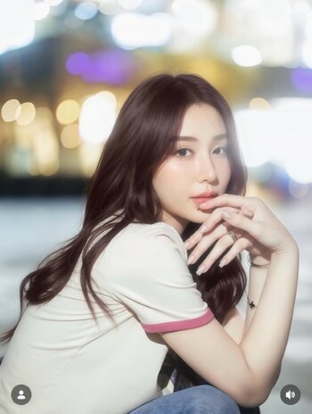 ญดา นริลญา Showtime Clinic-หลัง1 (Small).JPG